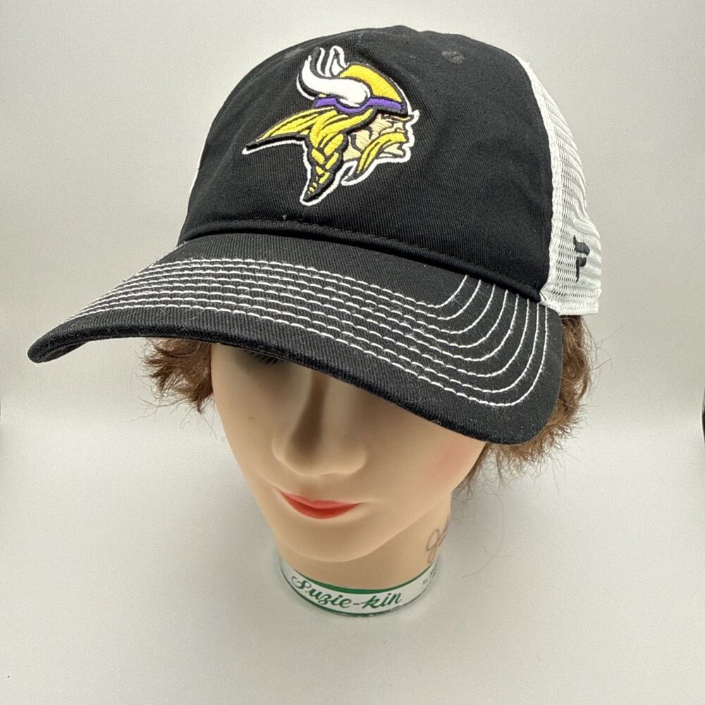 Fanatics Minnesota Vikings Pro Line Black White Mesh Trucker Hat NFL Football